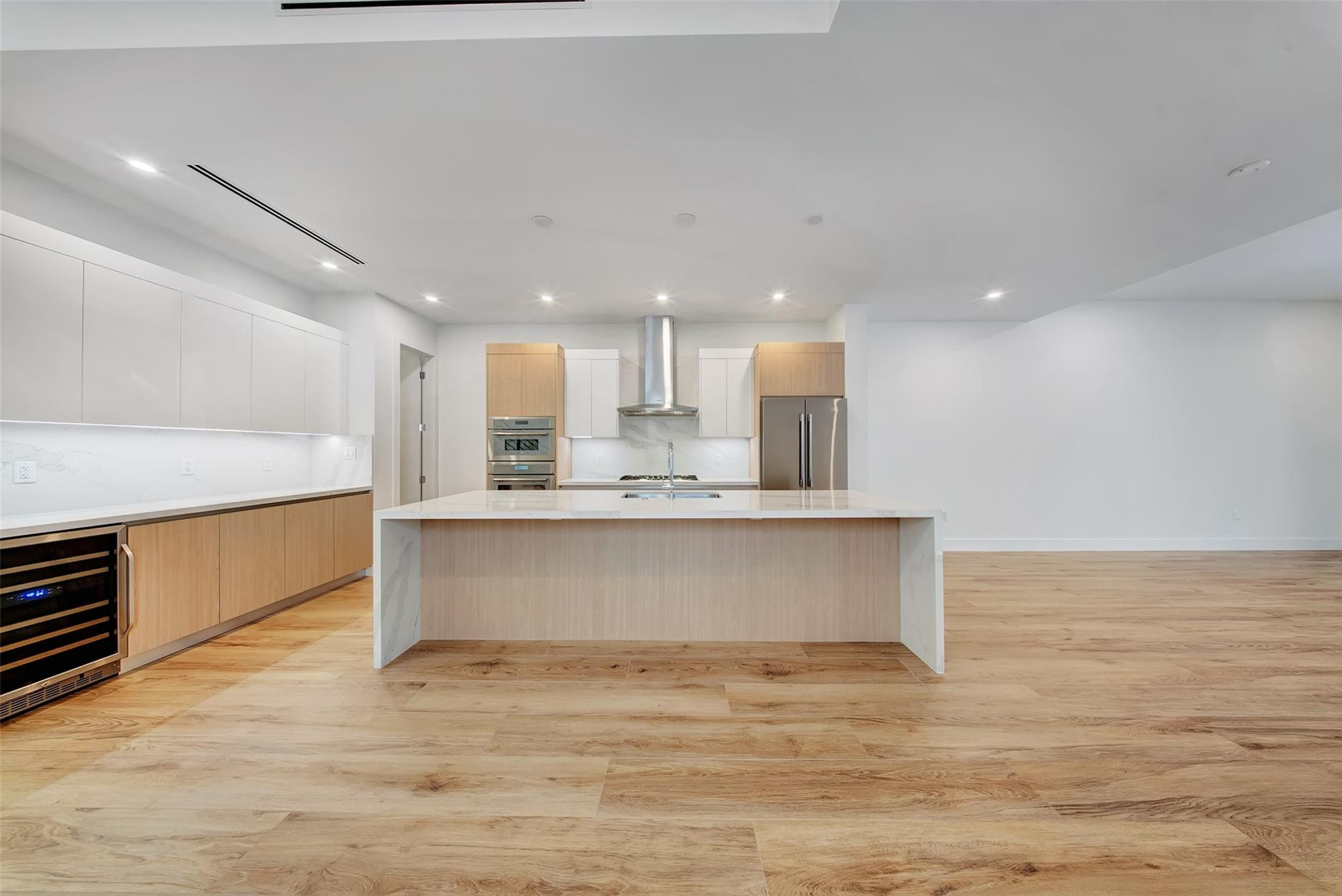 812 SE 12th #812 Fort Lauderdale, FL 33316