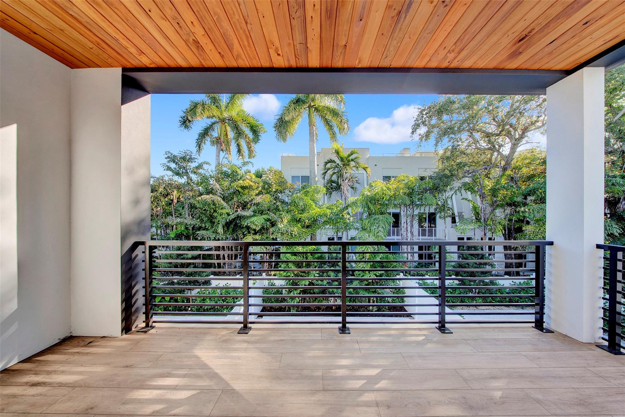 812 SE 12th #812 Fort Lauderdale, FL 33316