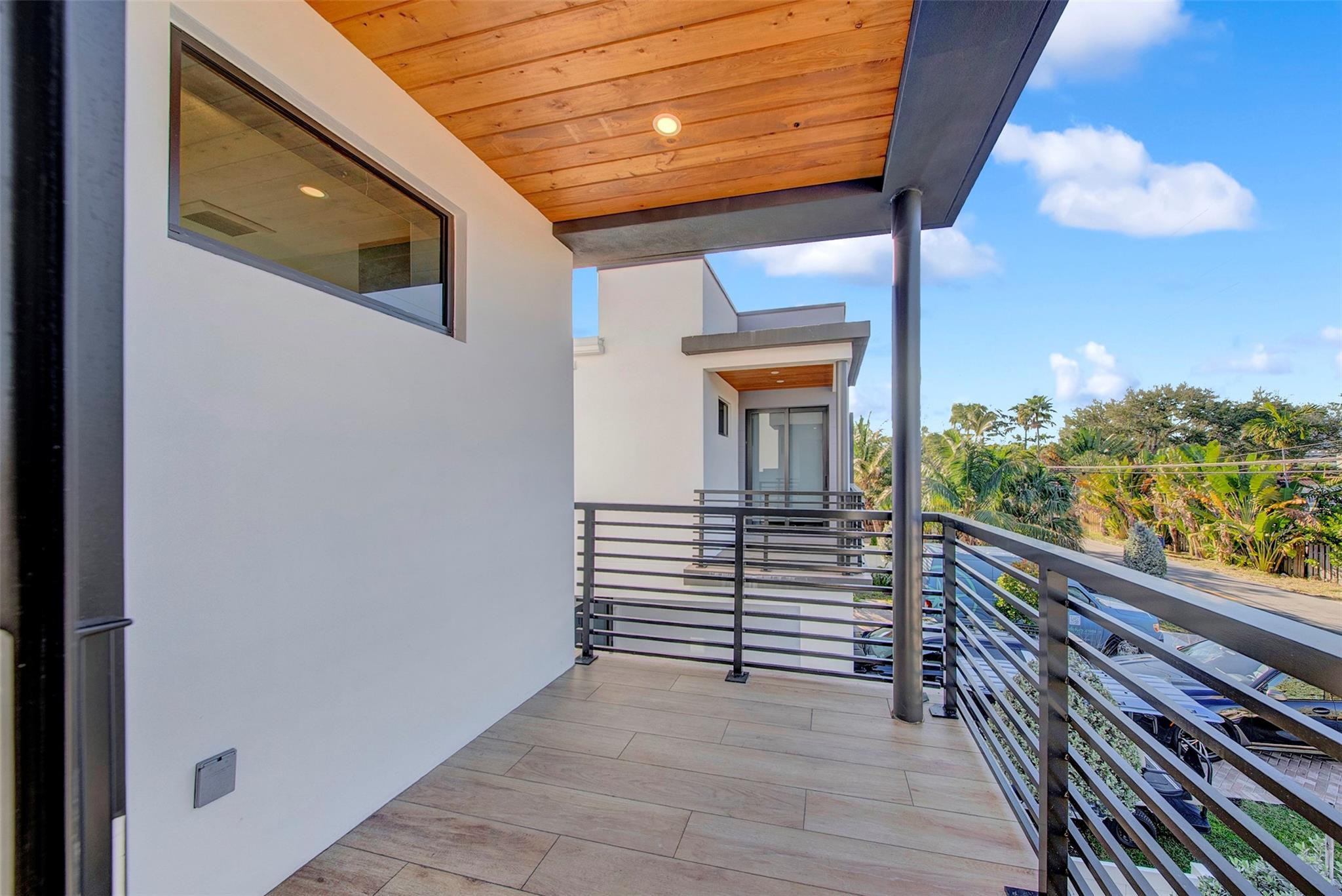 812 SE 12th #812 Fort Lauderdale, FL 33316