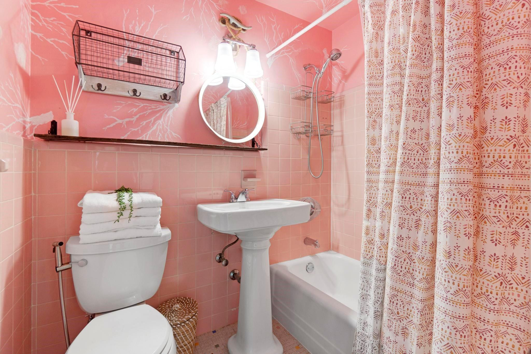 2755 NE 28th #C2 Lighthouse Point, FL 33064