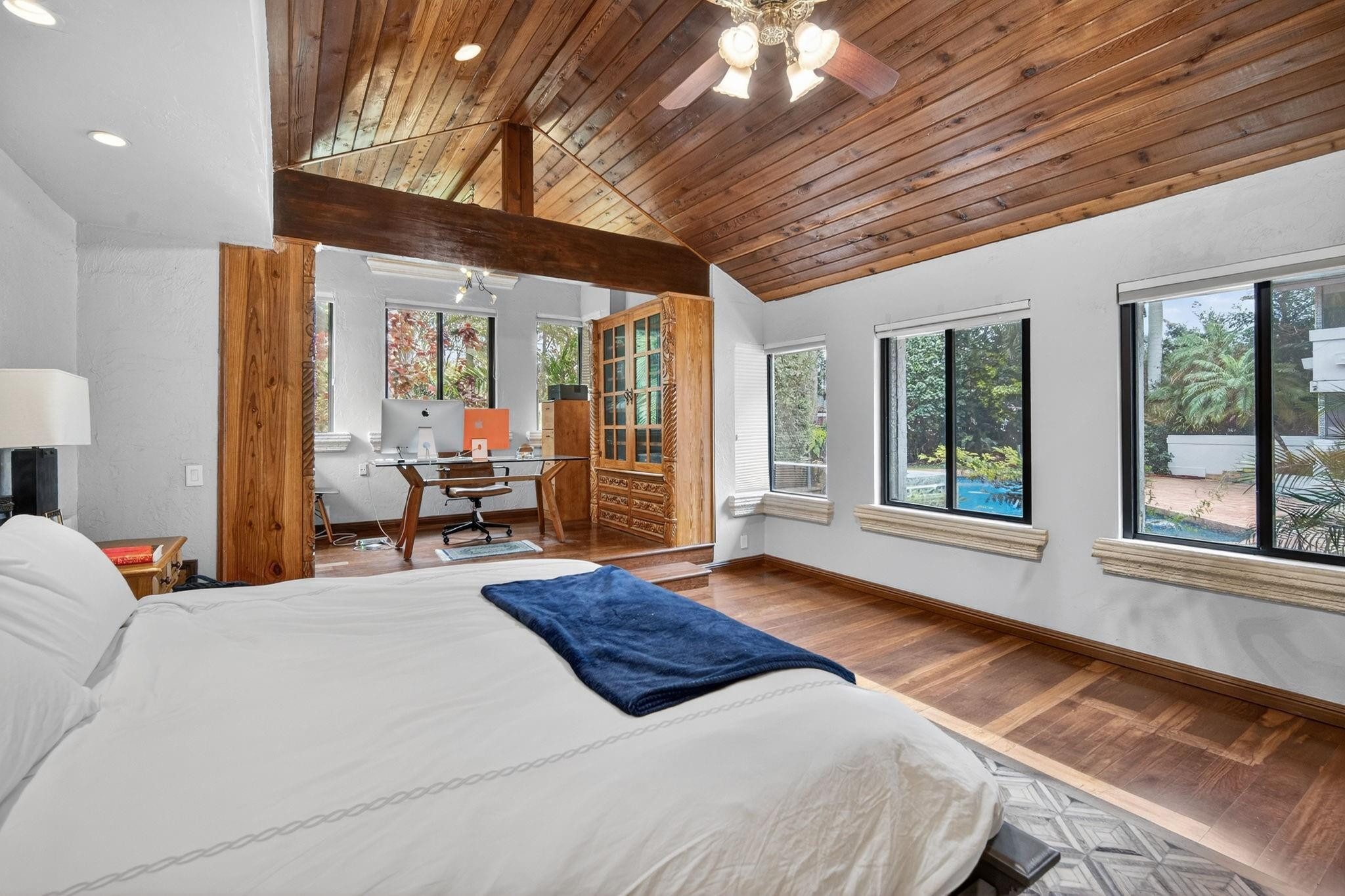 5720 SW 33rd Hollywood, FL 33312