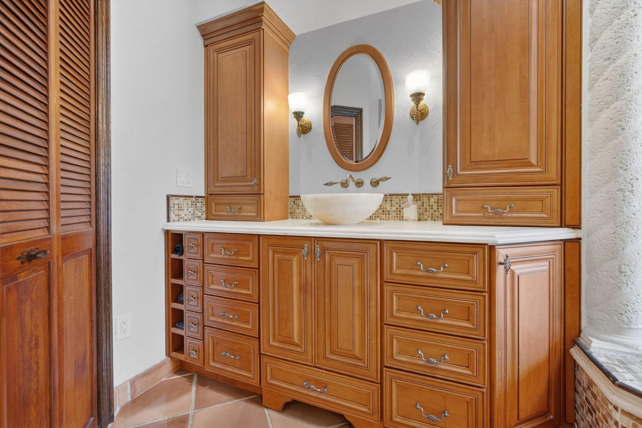 5720 SW 33rd Hollywood, FL 33312