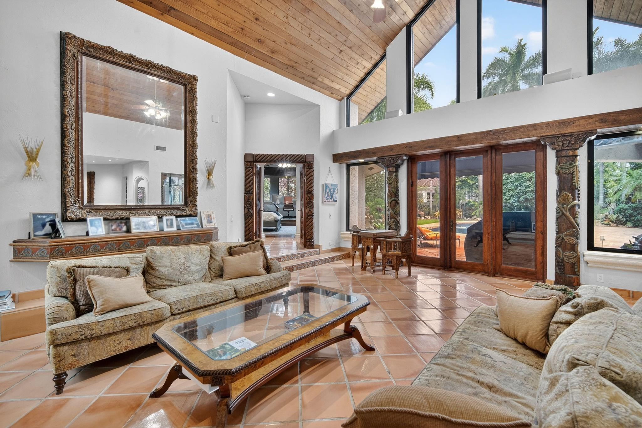 5720 SW 33rd Hollywood, FL 33312