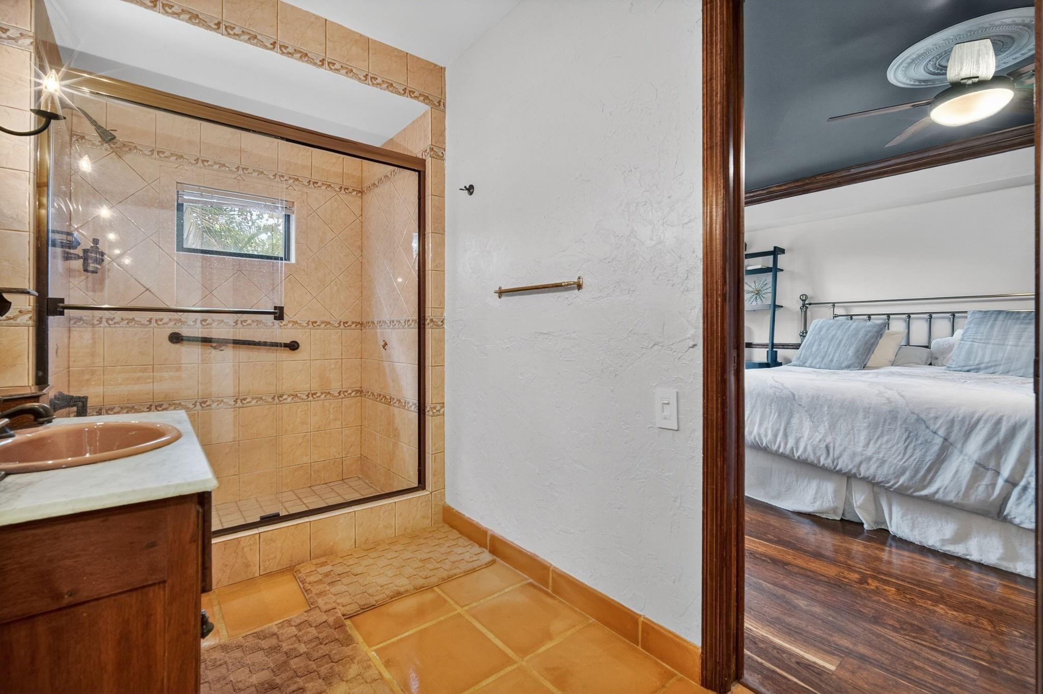 5720 SW 33rd Hollywood, FL 33312