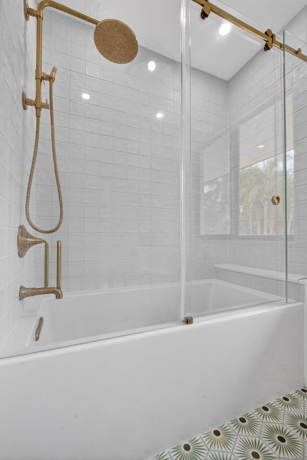 5720 SW 33rd Hollywood, FL 33312