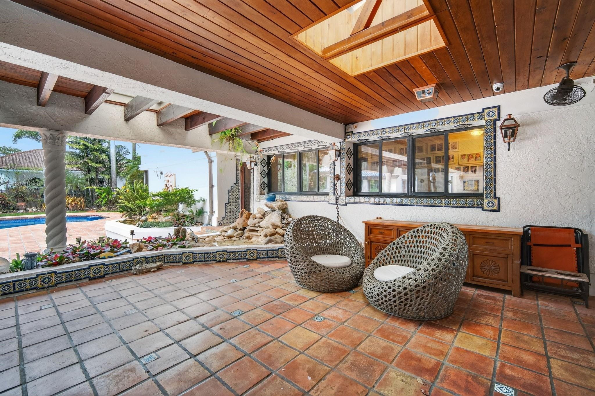 5720 SW 33rd Hollywood, FL 33312