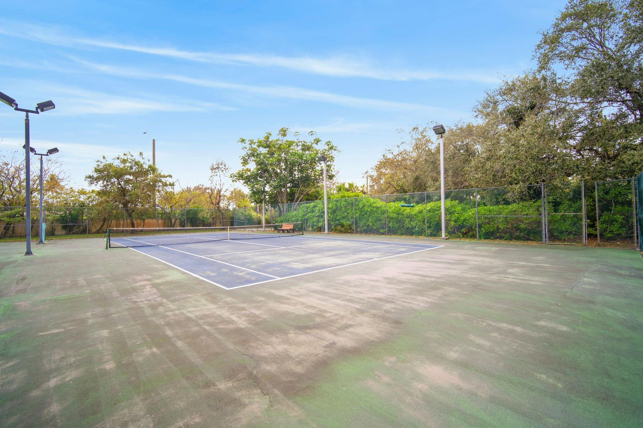 5720 SW 33rd Hollywood, FL 33312