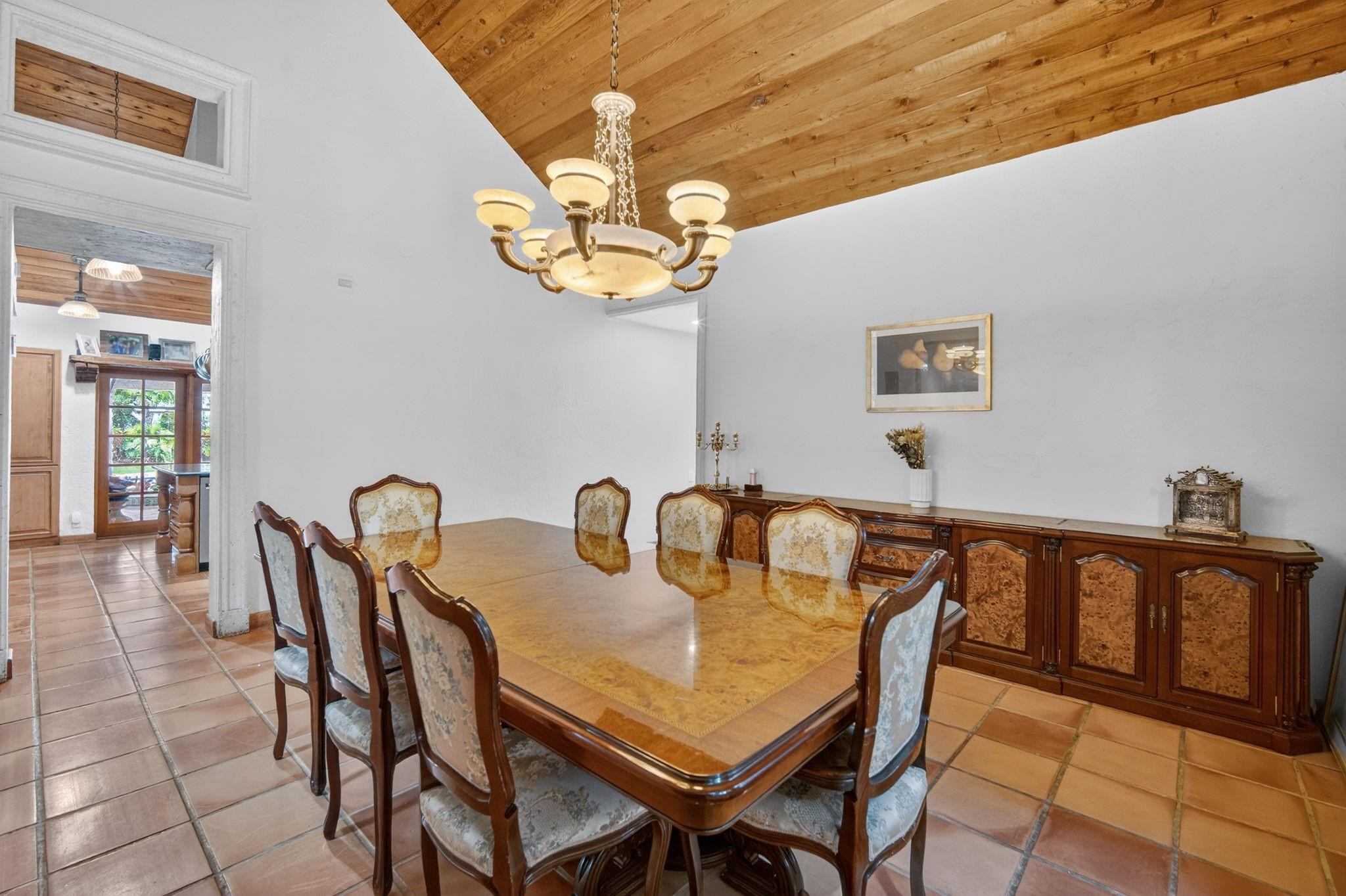 5720 SW 33rd Hollywood, FL 33312