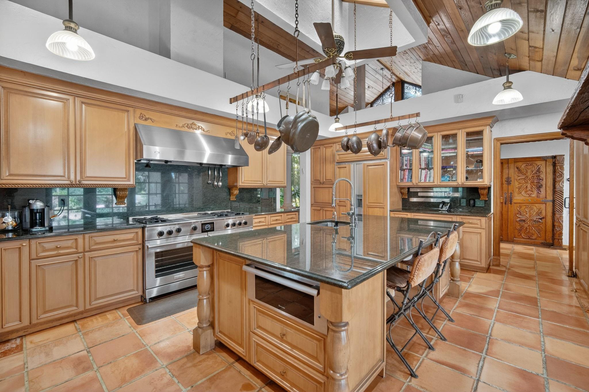 5720 SW 33rd Hollywood, FL 33312