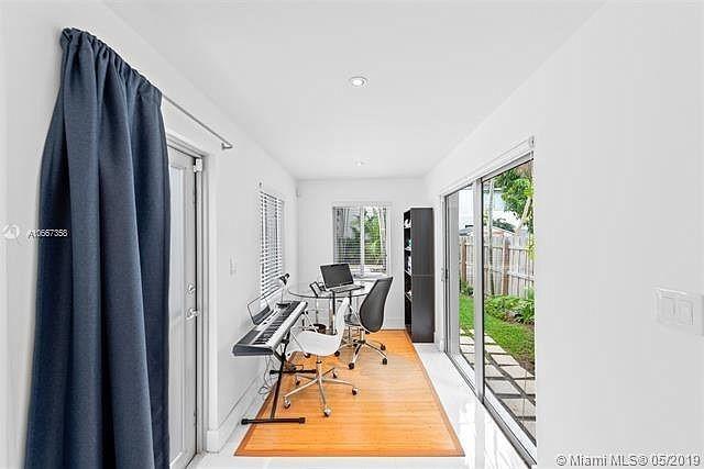 5435 La Gorce Drive Miami Beach, FL 33140