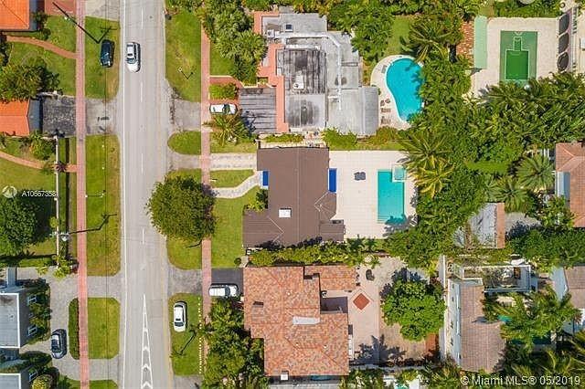 5435 La Gorce Drive Miami Beach, FL 33140