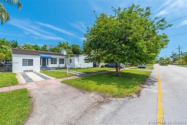 5435 La Gorce Drive Miami Beach, FL 33140