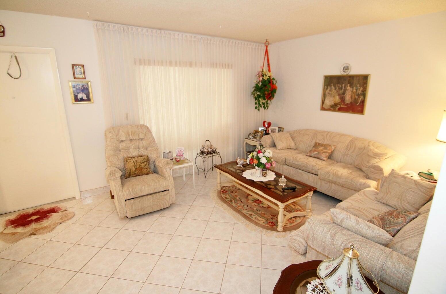 1753 3rd Ave #206
