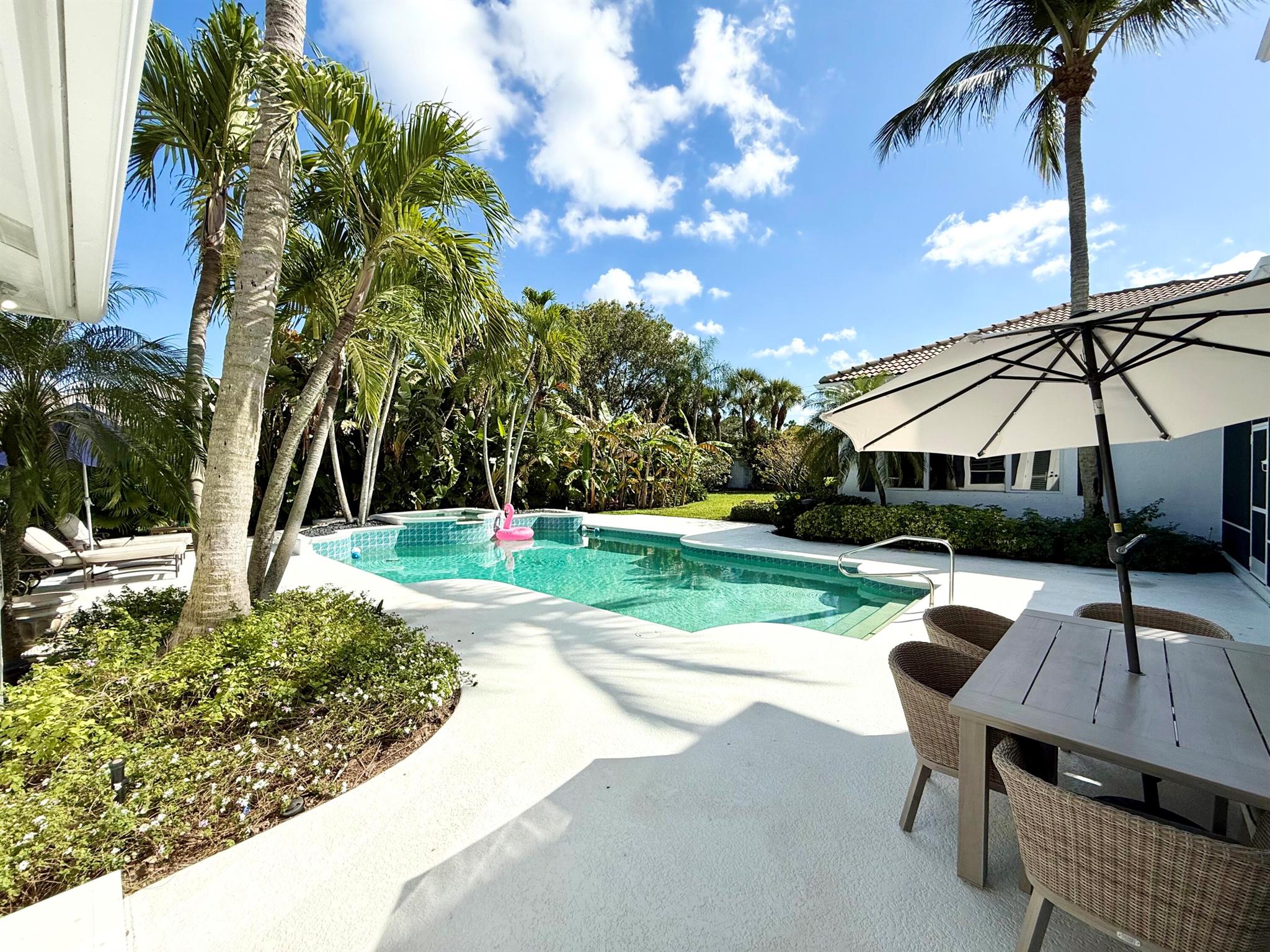 325 Eagle Dr Jupiter, FL 33477