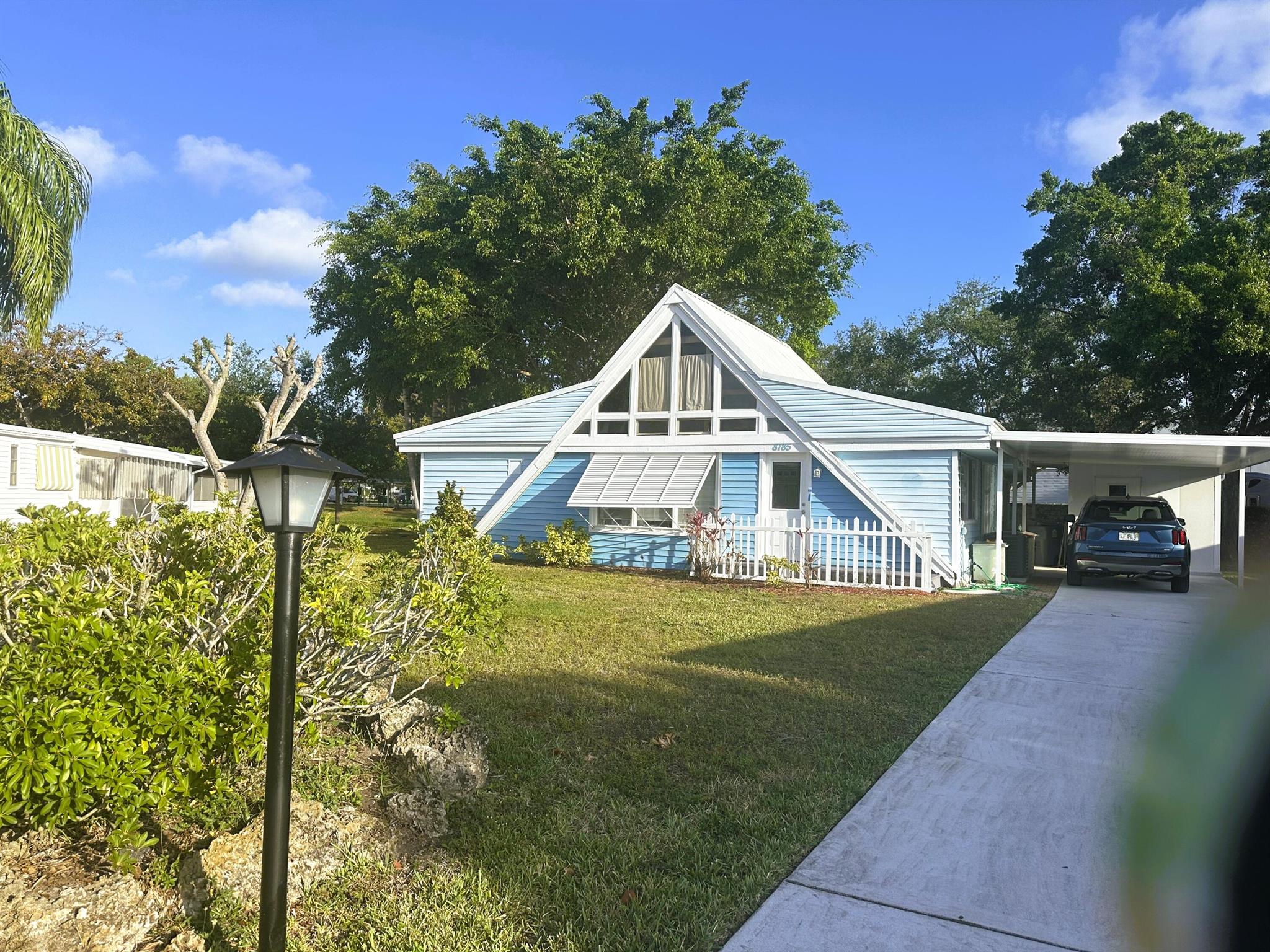 8185 Sandalwood Ct