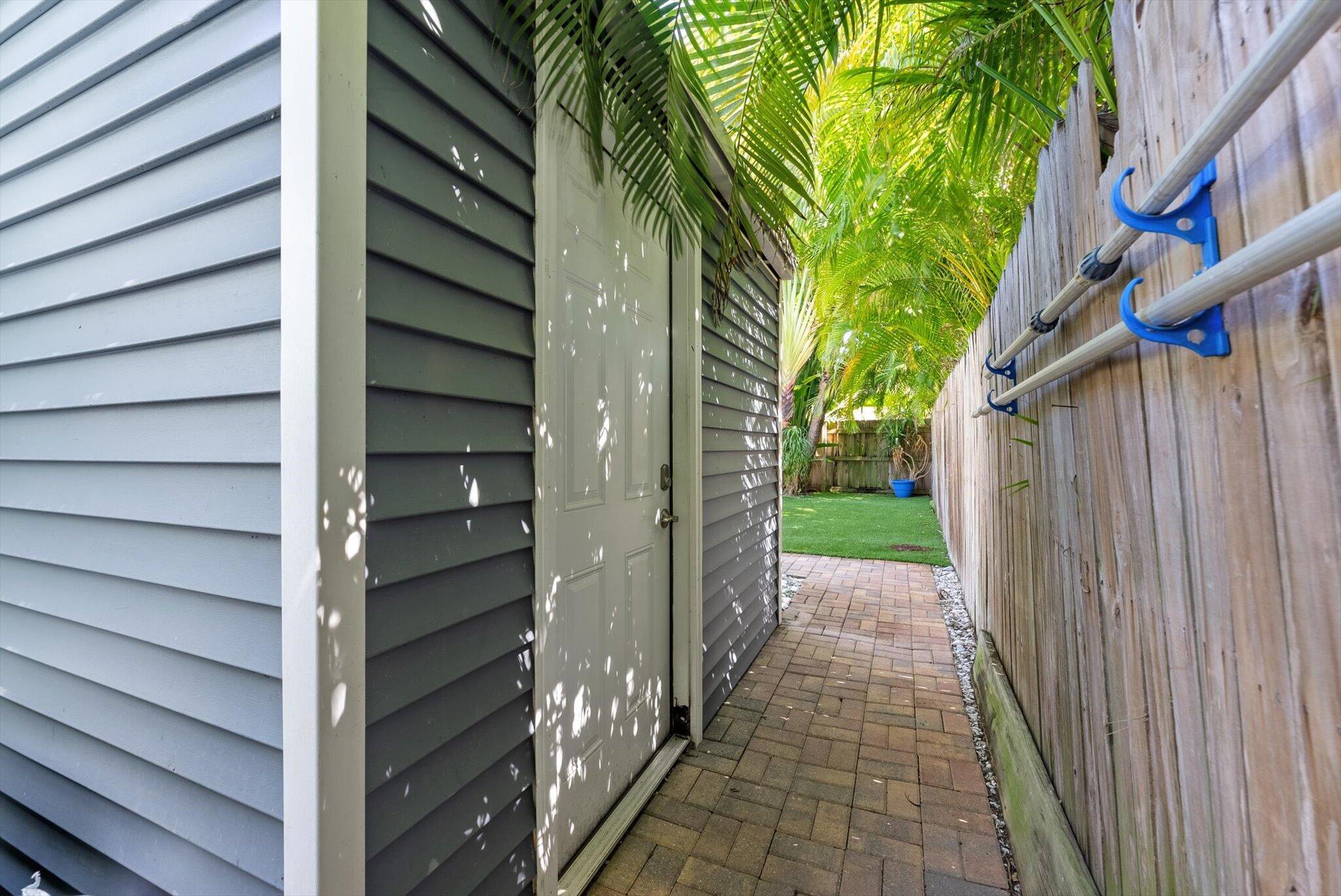 114 NE 11th St,Delray Beach, FL 33444