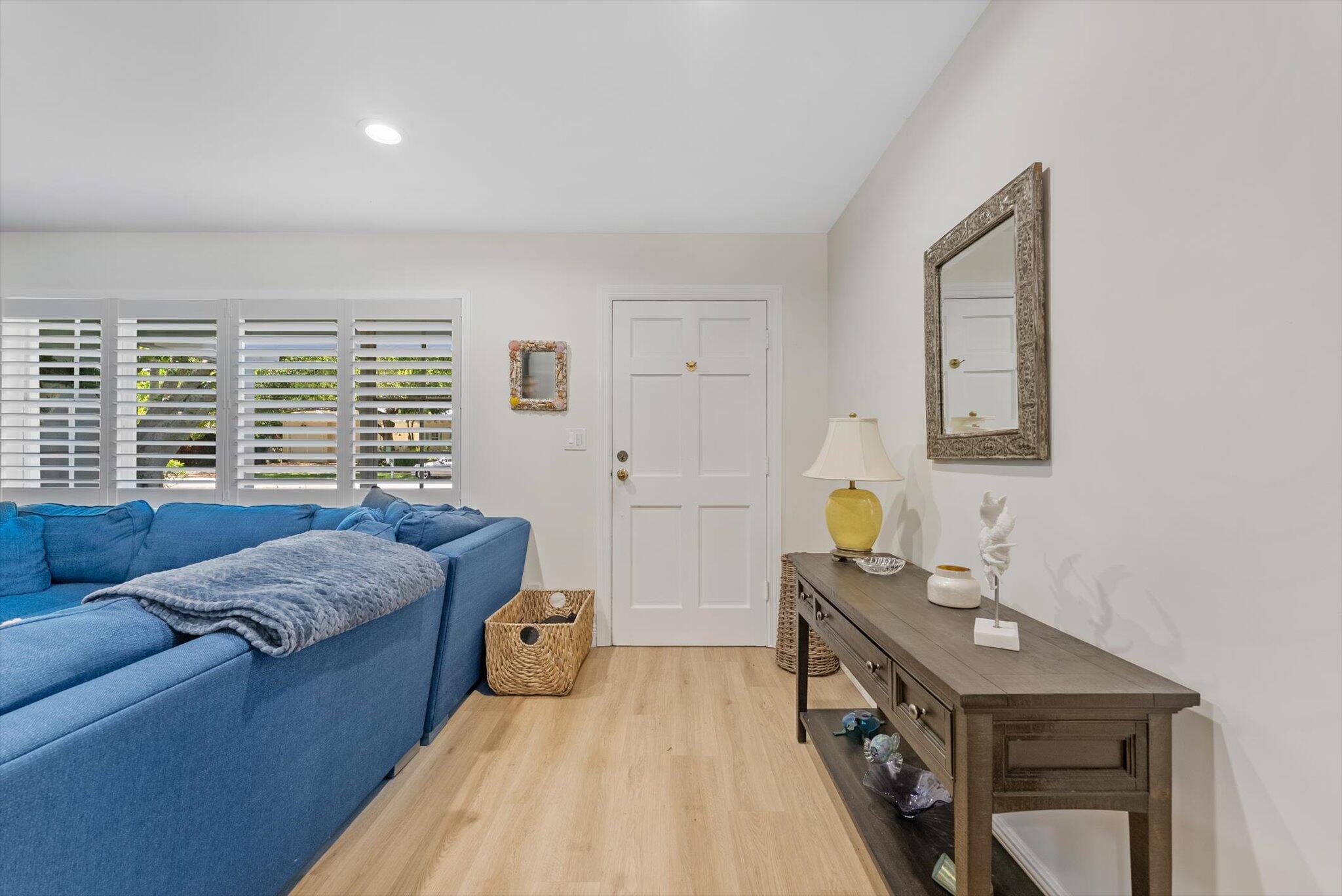 114 NE 11th St,Delray Beach, FL 33444