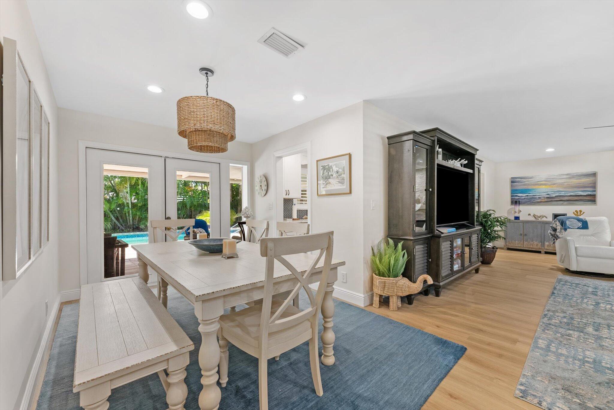 114 NE 11th St,Delray Beach, FL 33444