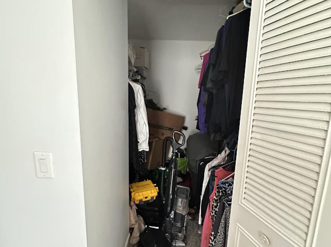 1118 Green Pine Blvd #B1 West Palm Beach, FL 33409