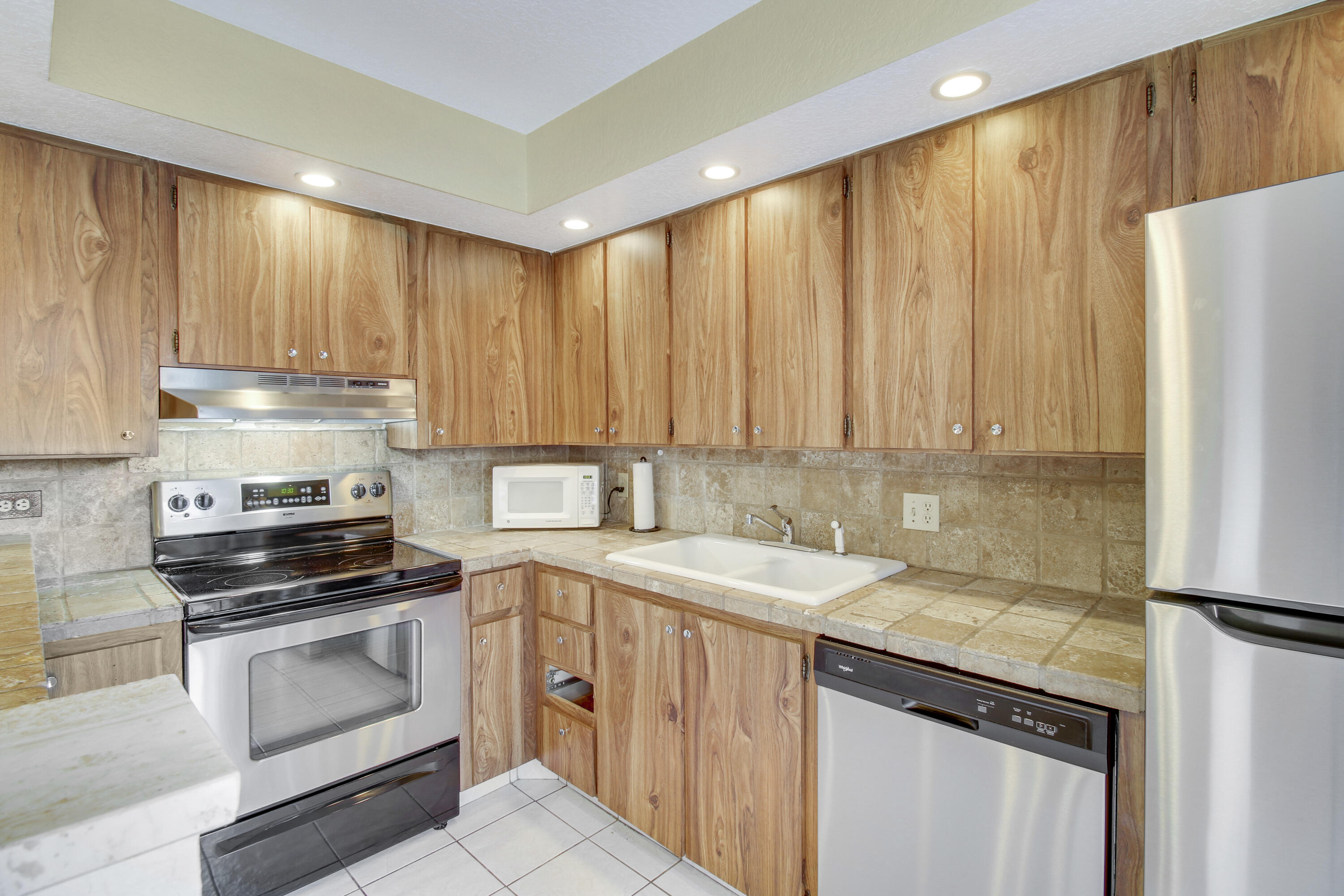 3900 County Line #21d Tequesta, FL 33469