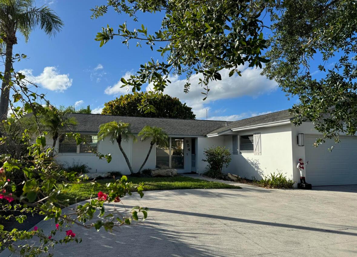954 Marlin Cir Jupiter, FL 33458