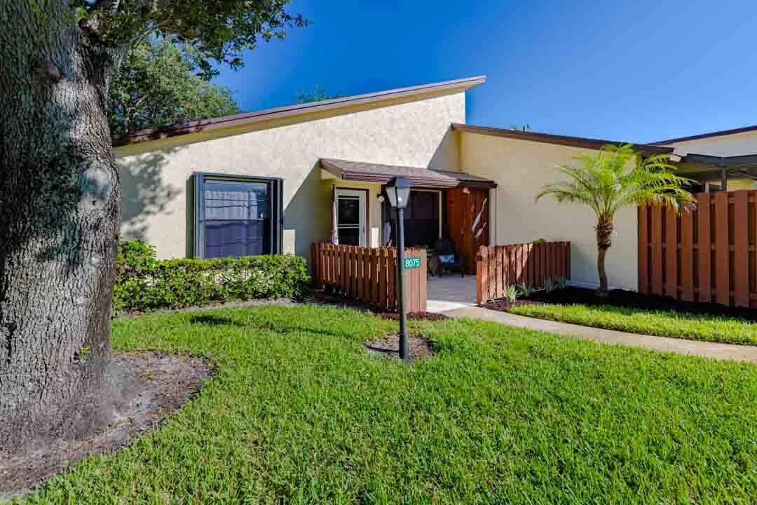 8075 SE Villa Cir