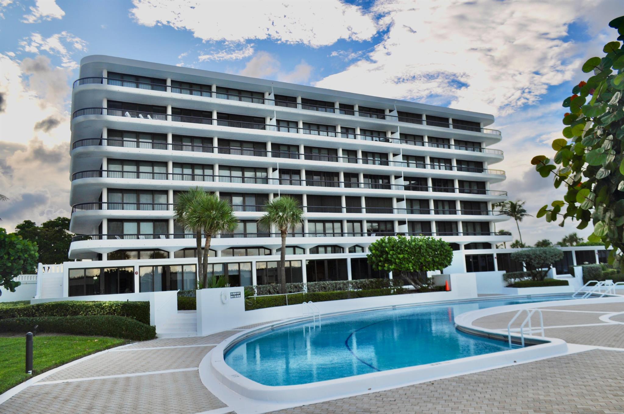 2660 S Ocean Blvd #305s