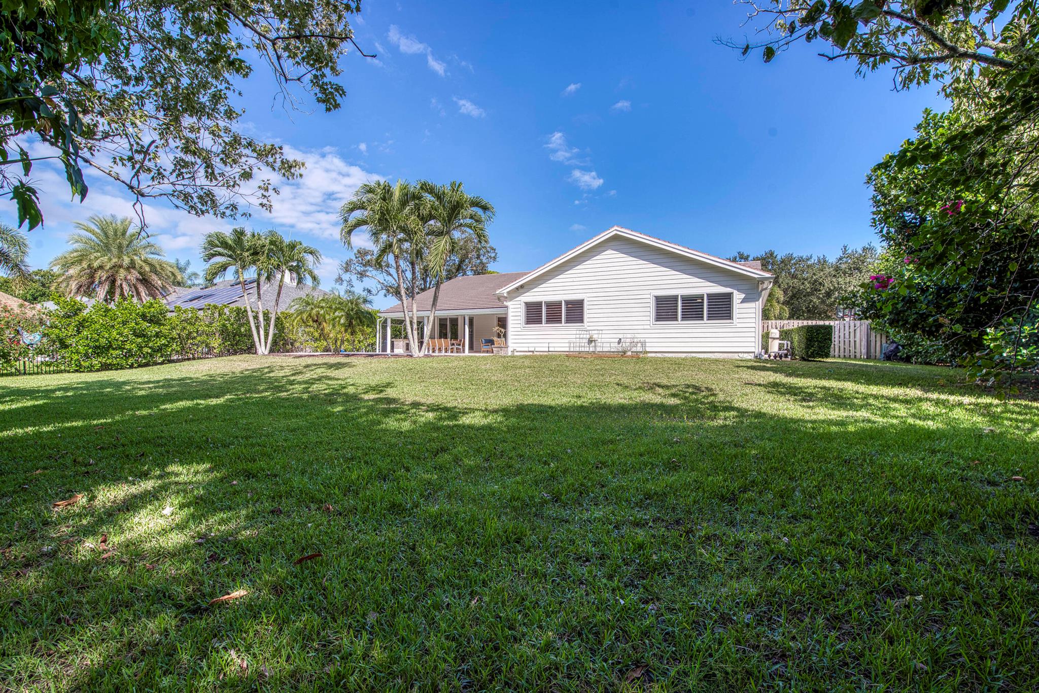 6398 Wood Lk Rd Jupiter, FL 33458