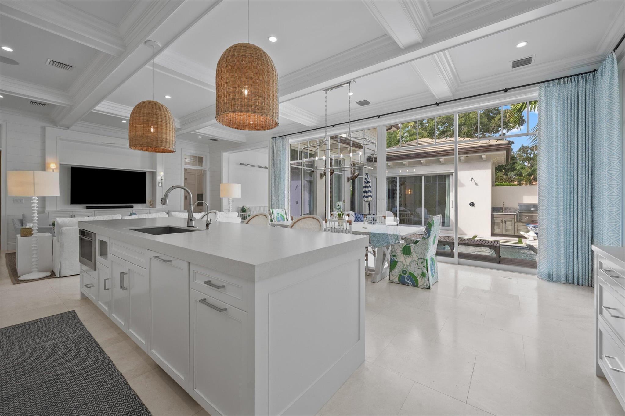 104 Lanitee Cir Jupiter, FL 33458