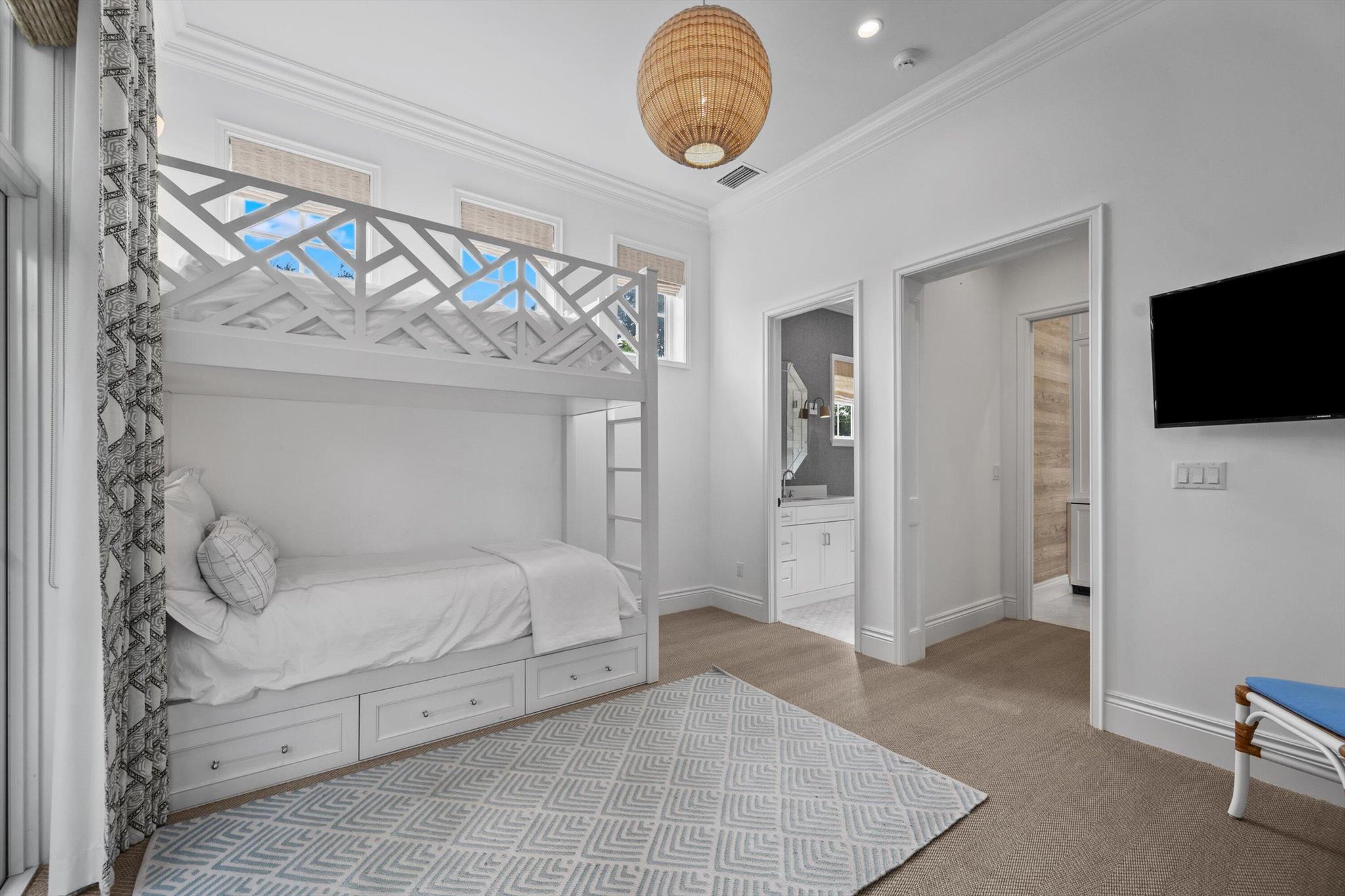 104 Lanitee Cir Jupiter, FL 33458