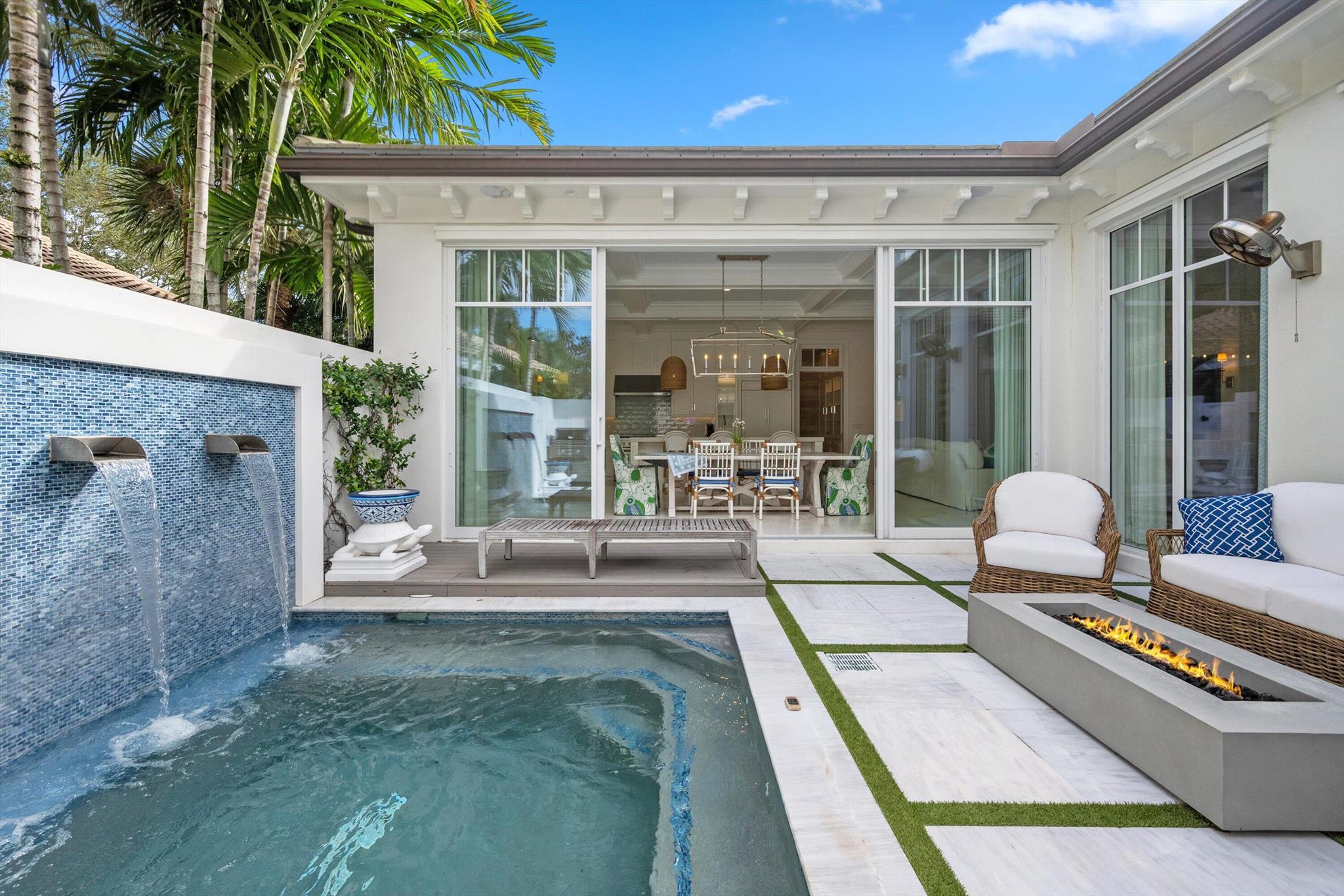 104 Lanitee Cir Jupiter, FL 33458