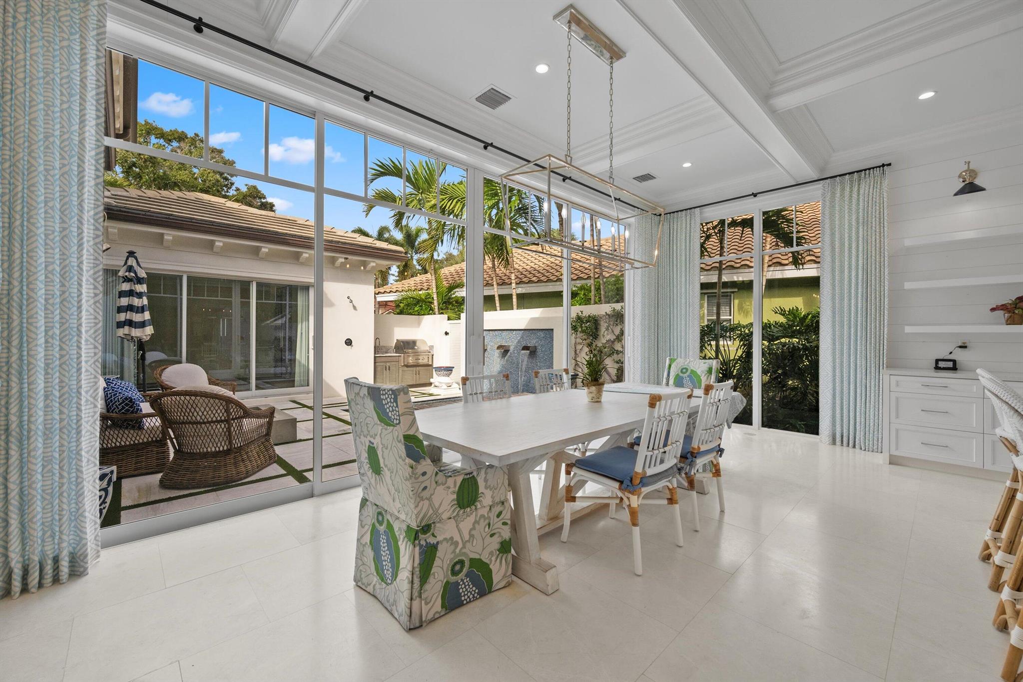 104 Lanitee Cir Jupiter, FL 33458