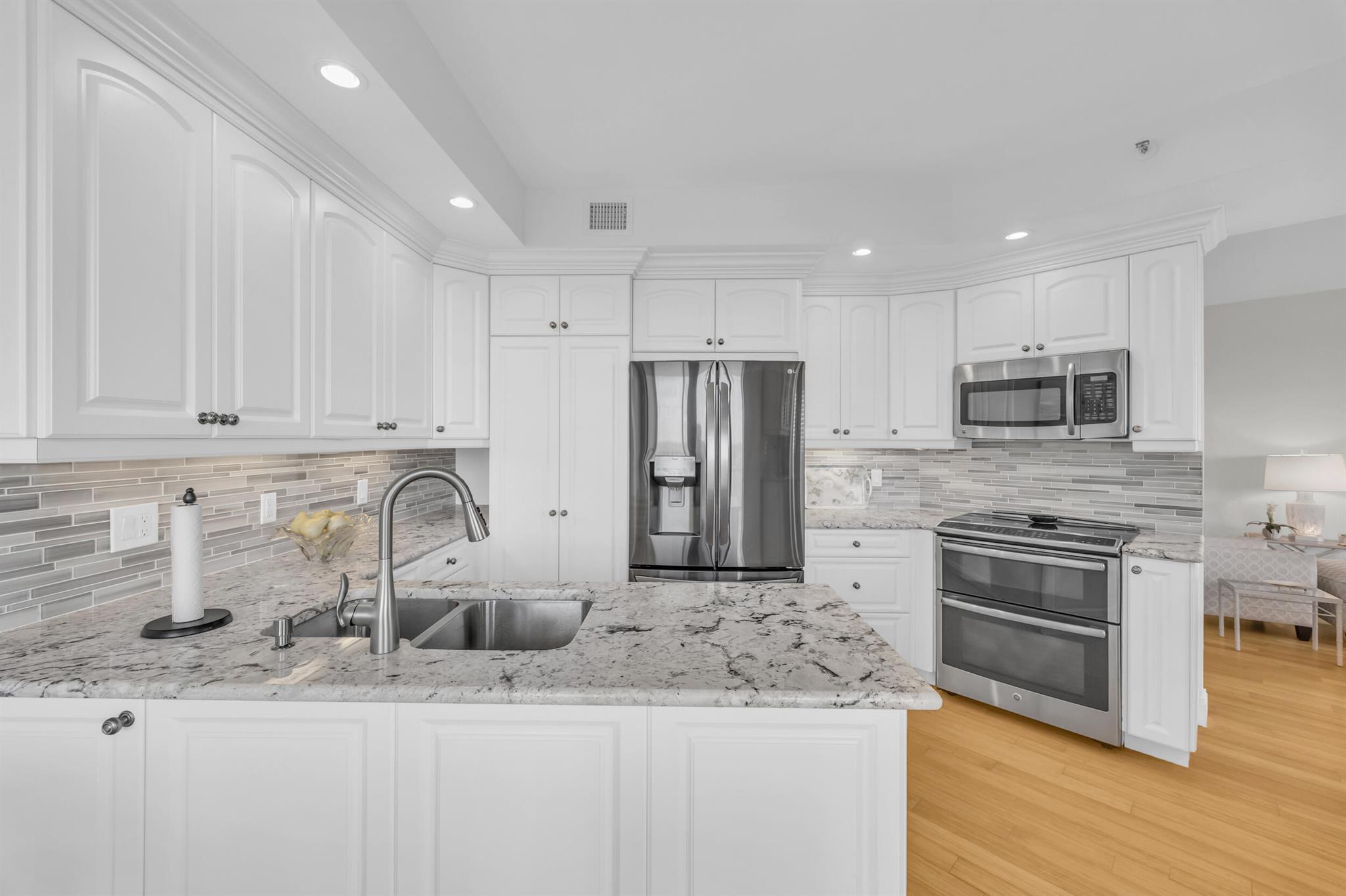 200 Waterway Rd #206 Tequesta, FL 33469