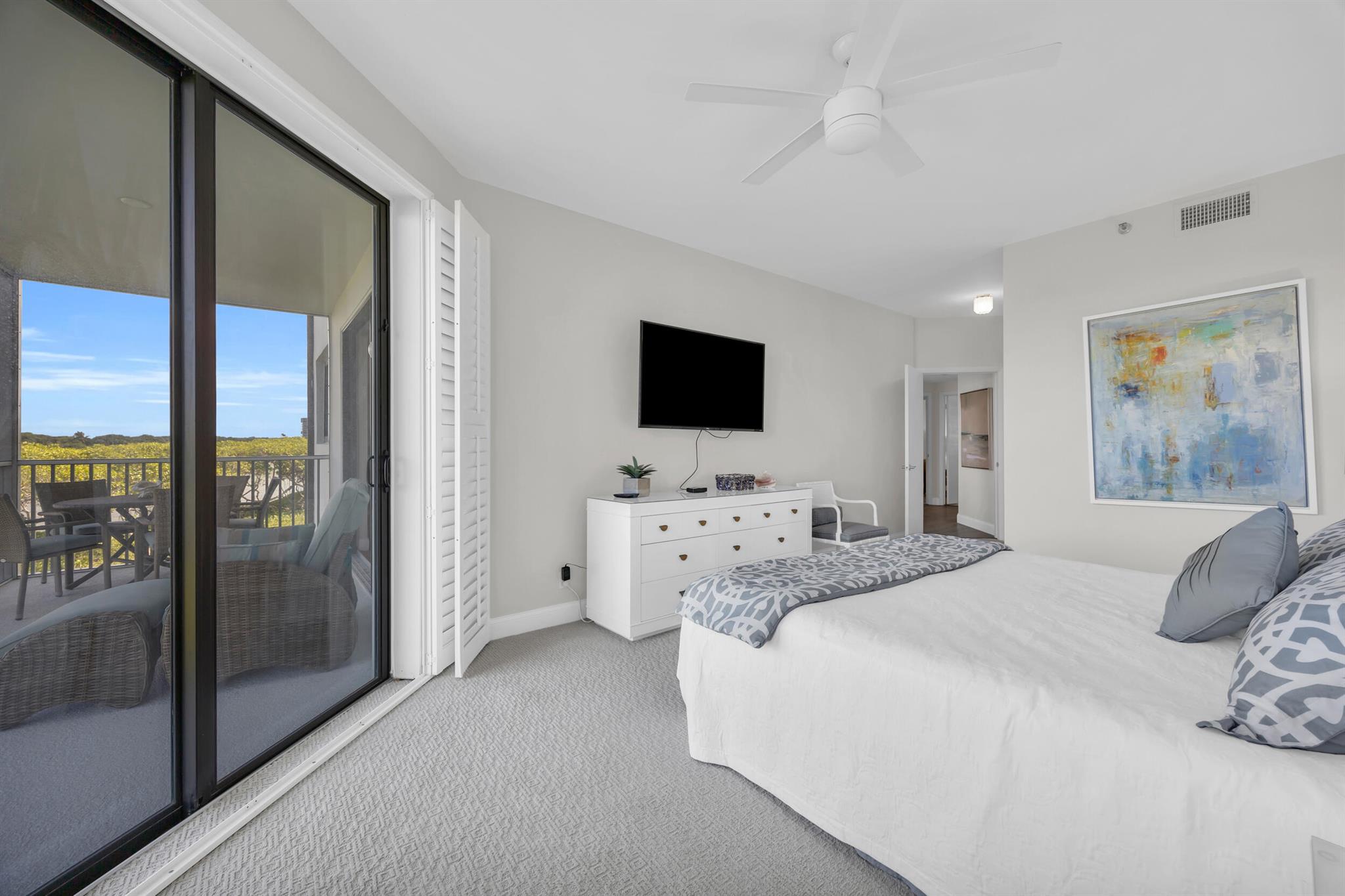 200 Waterway Rd #206 Tequesta, FL 33469