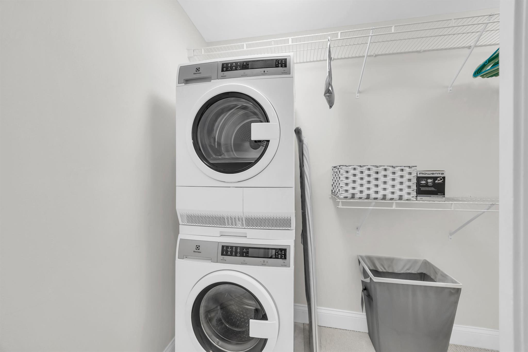 200 Waterway Rd #206 Tequesta, FL 33469