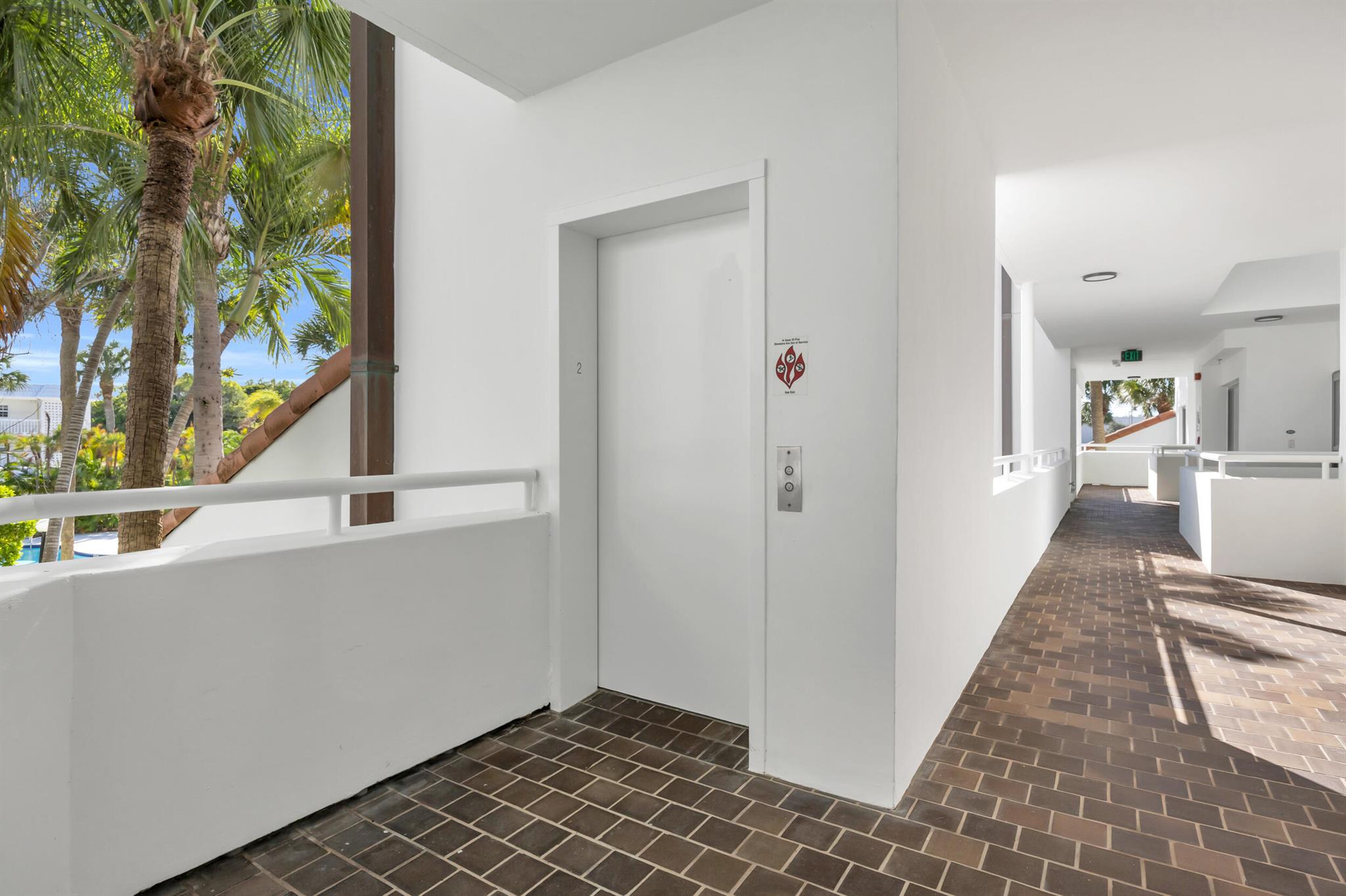 200 Waterway Rd #206 Tequesta, FL 33469