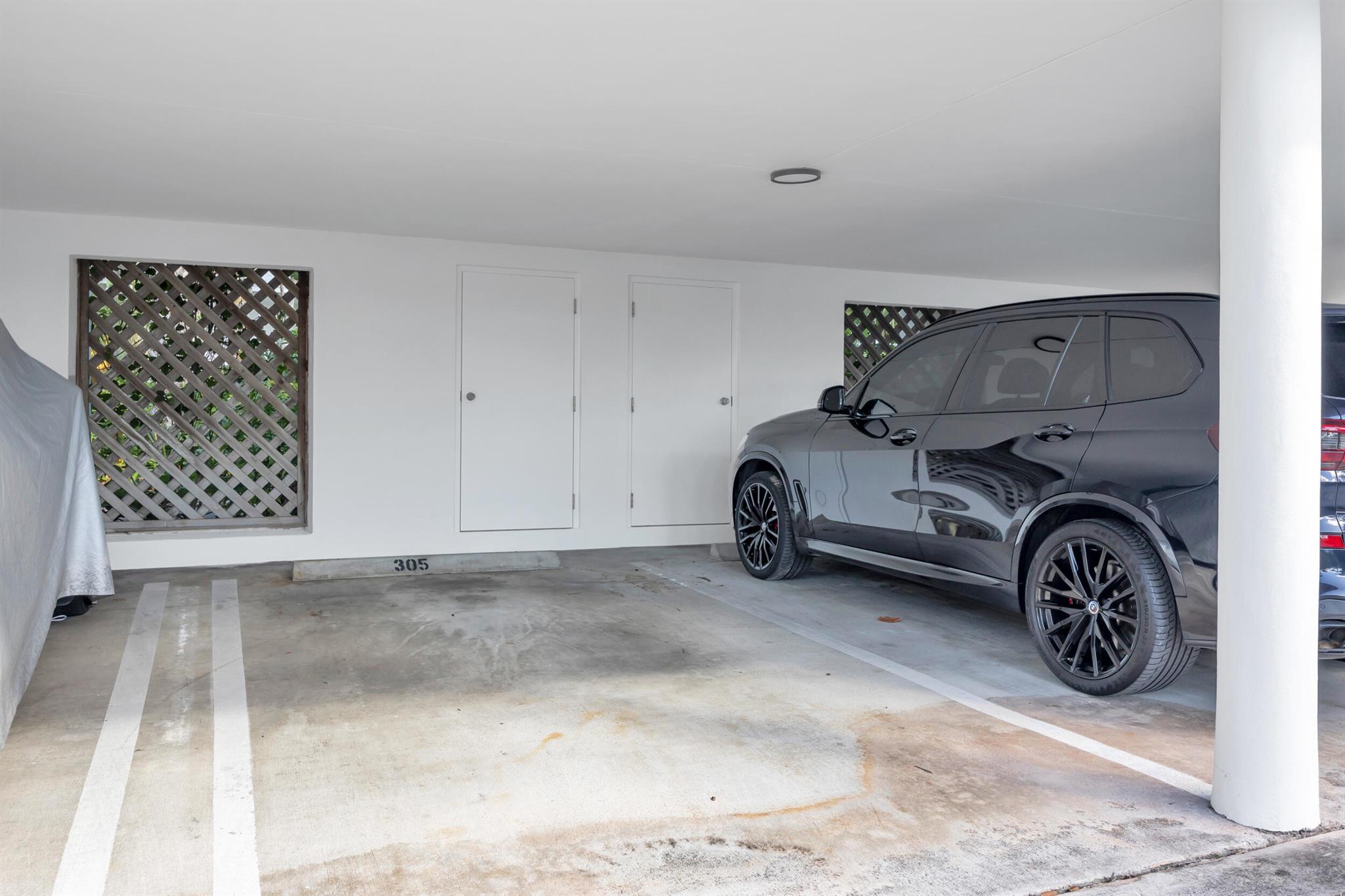 200 Waterway Rd #206 Tequesta, FL 33469