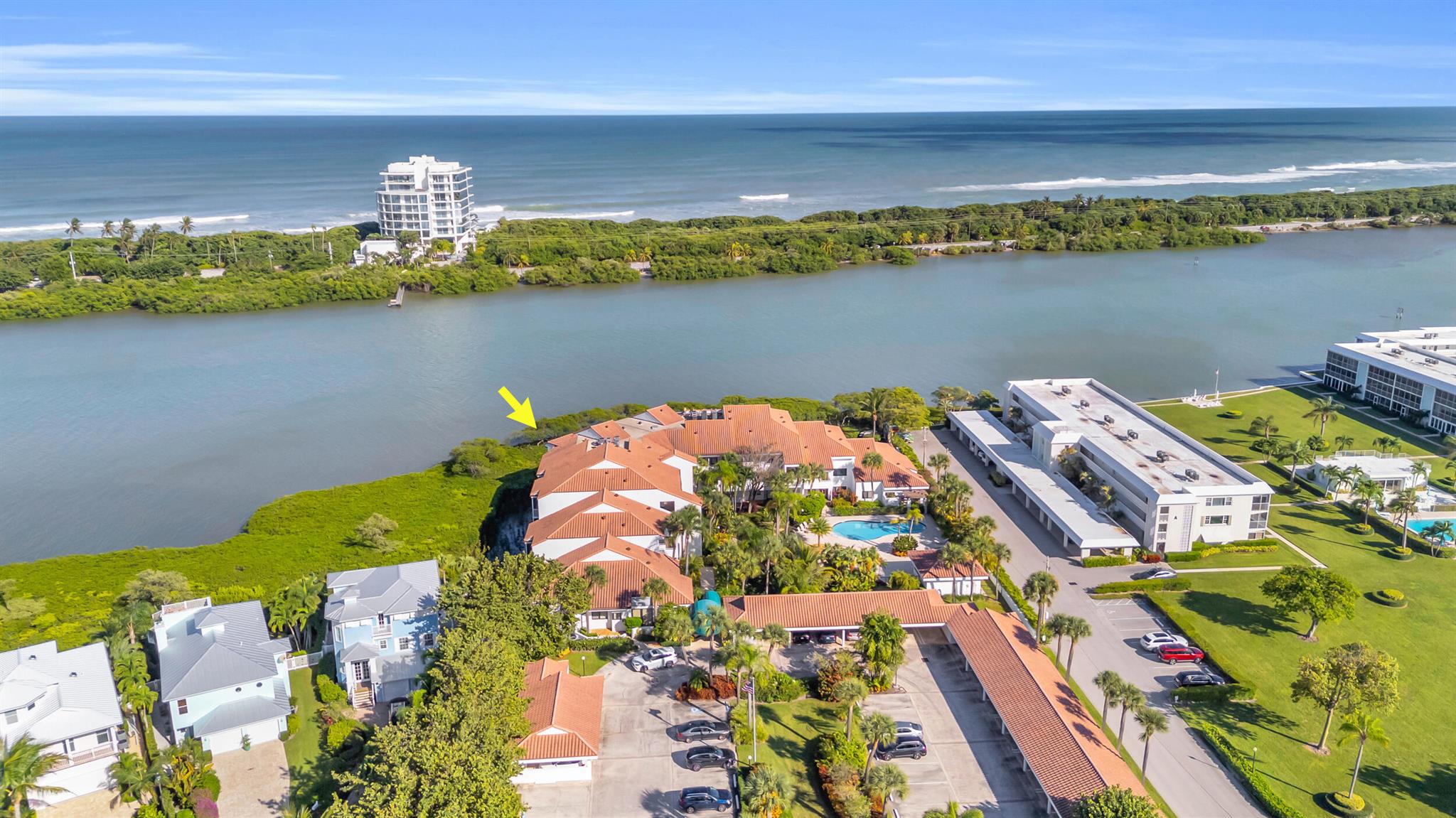 200 Waterway Rd #206 Tequesta, FL 33469