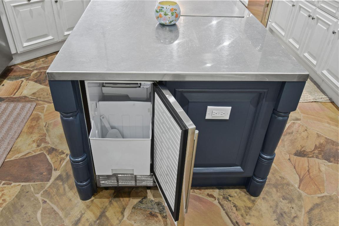 136 Via Catalunha Jupiter, FL 33458