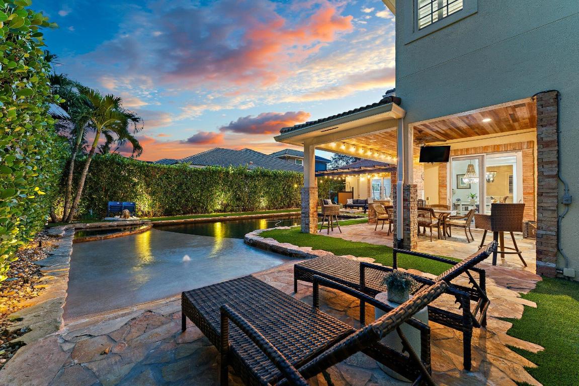 136 Via Catalunha Jupiter, FL 33458