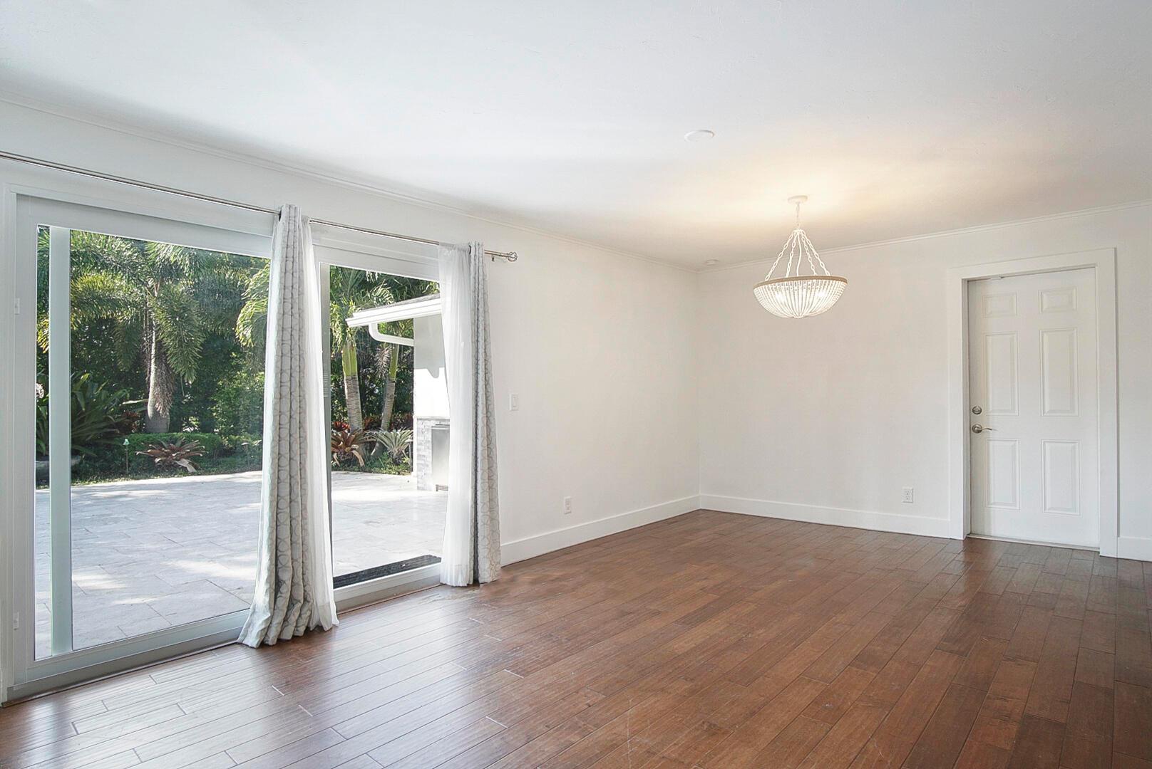 924 Pompano Dr Jupiter, FL 33458