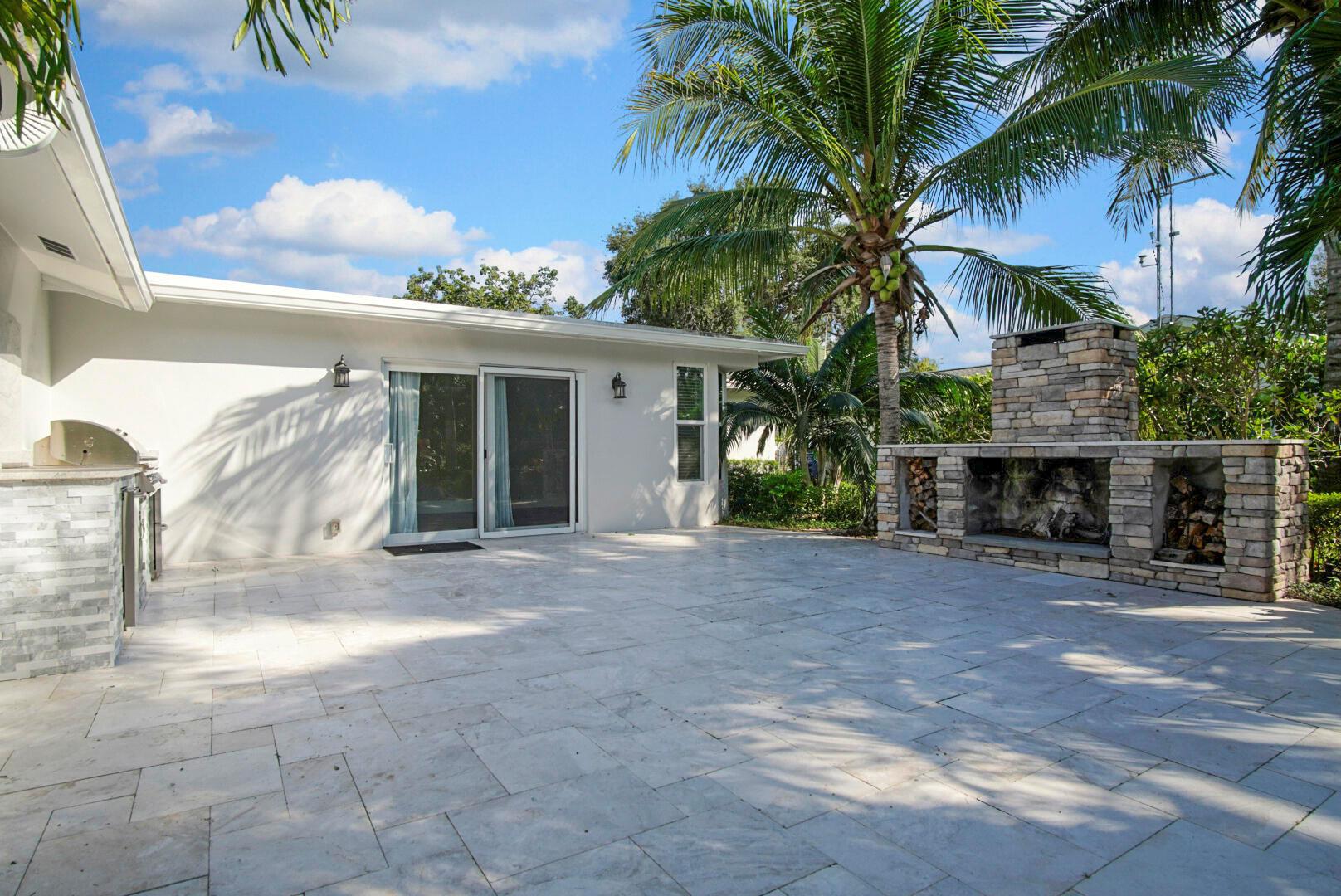 924 Pompano Dr Jupiter, FL 33458