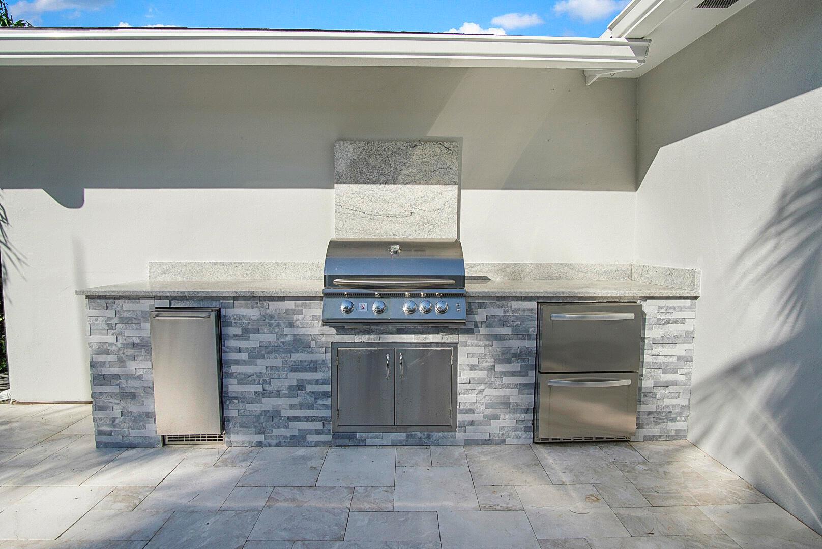 924 Pompano Dr Jupiter, FL 33458