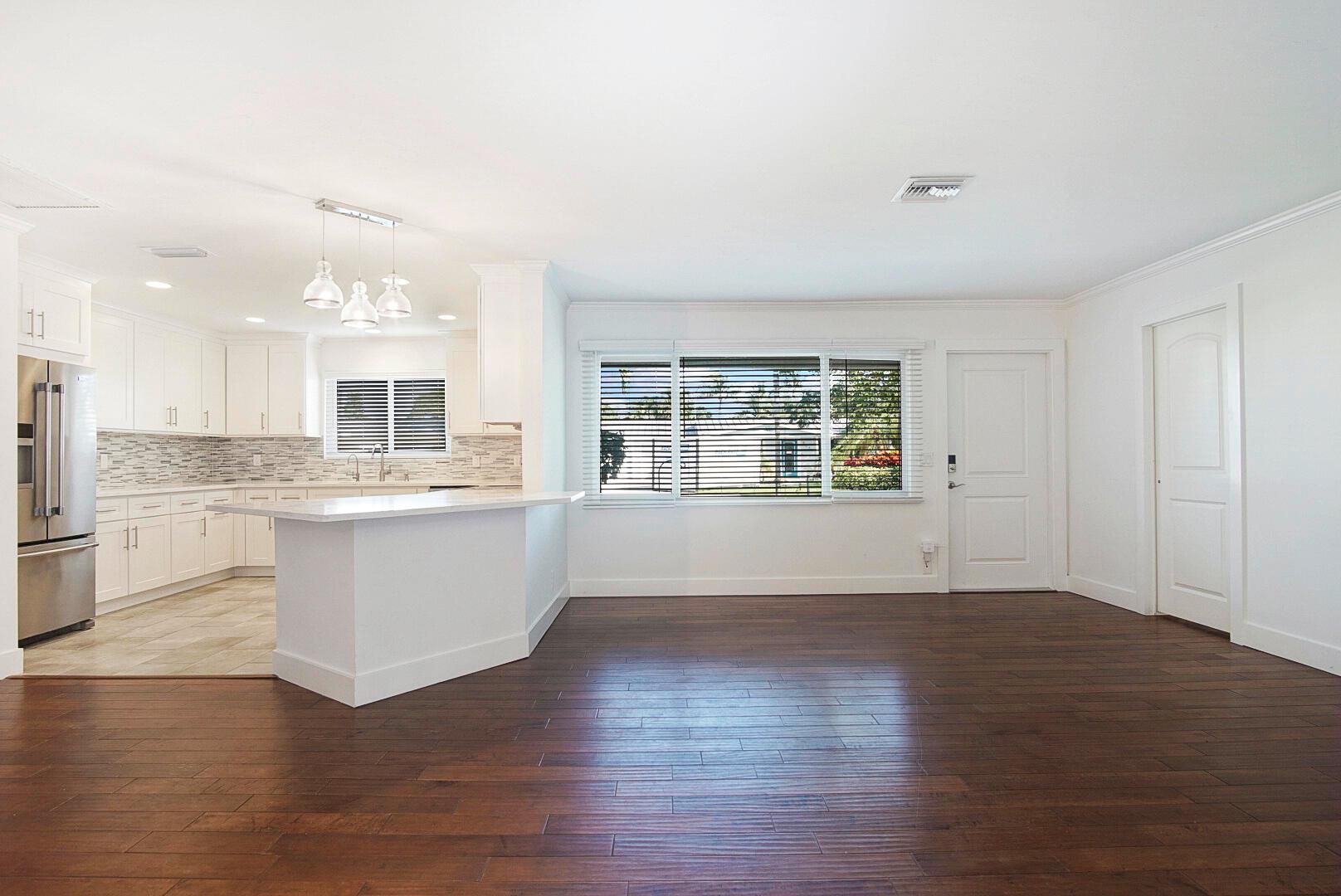 924 Pompano Dr Jupiter, FL 33458