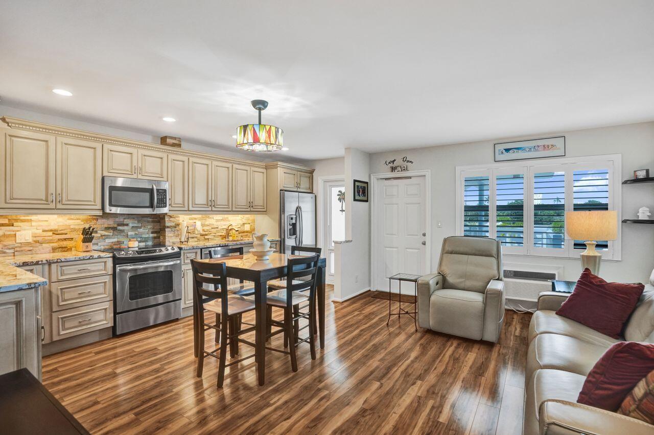 1850 S Ocean Dr #213