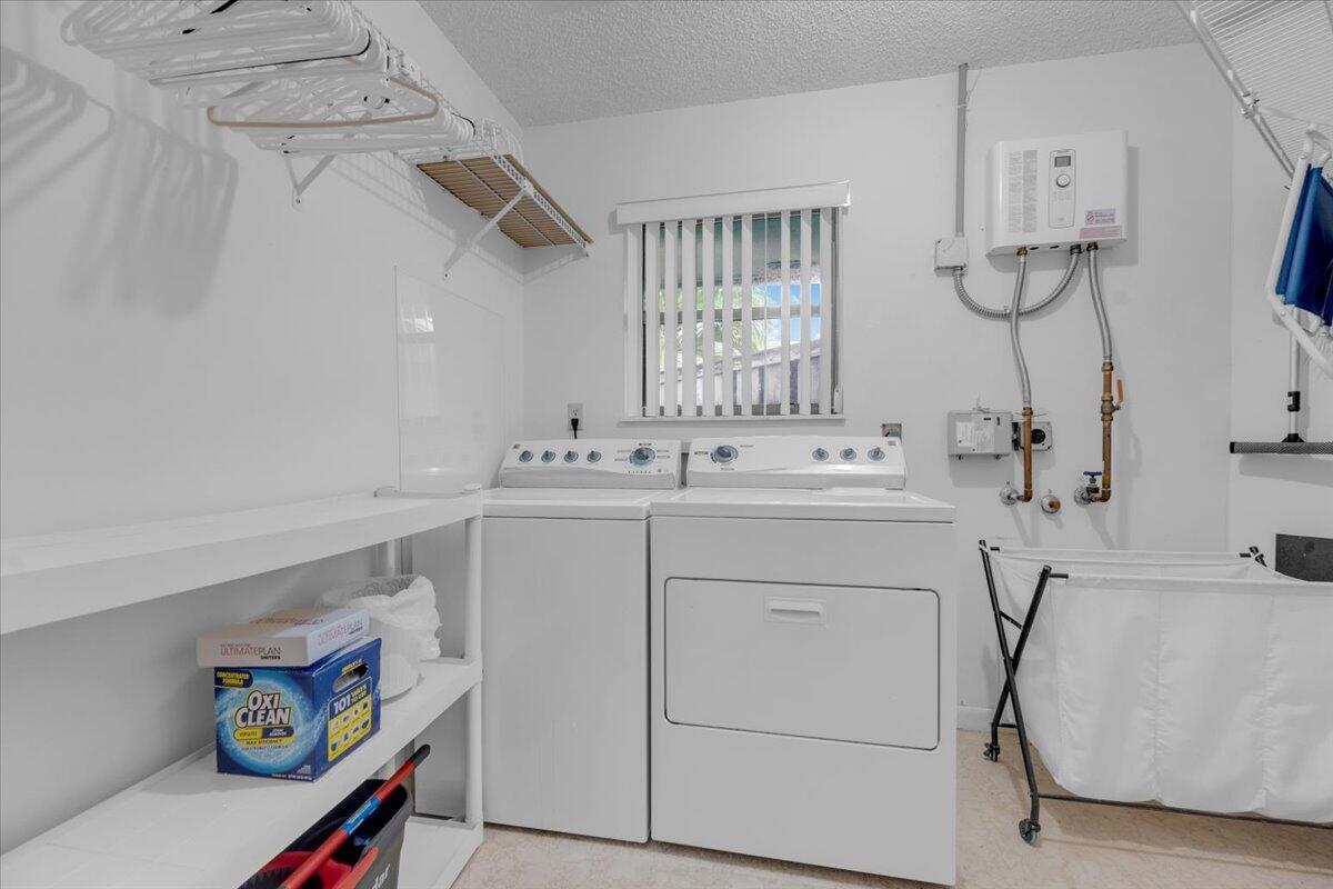 1127 E Seminole Ave #29d Jupiter, FL 33477