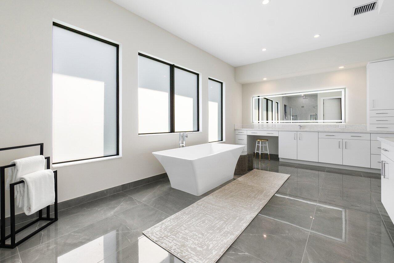 17464 Ponte Chiasso Dr Boca Raton, FL 33496