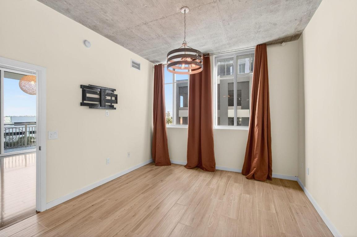 300 S Australian Ave #520 West Palm Beach, FL 33401