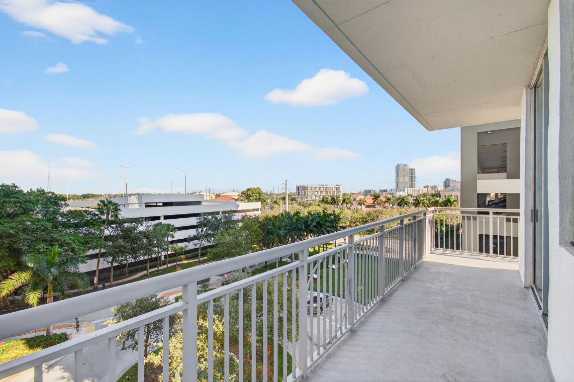 300 S Australian Ave #520 West Palm Beach, FL 33401