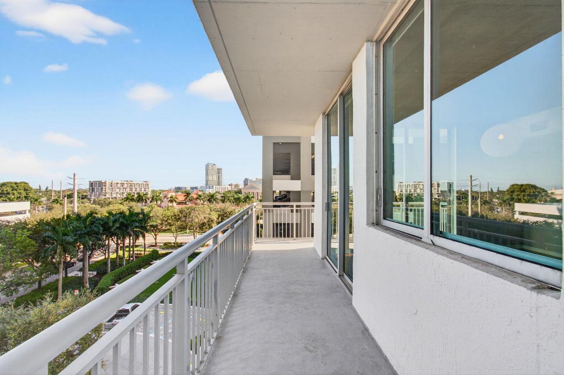 300 S Australian Ave #520 West Palm Beach, FL 33401